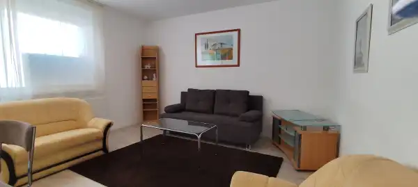 Eladó újszerű téglalakás, Siófok 2 szoba 50 m² 65.9 M Ft