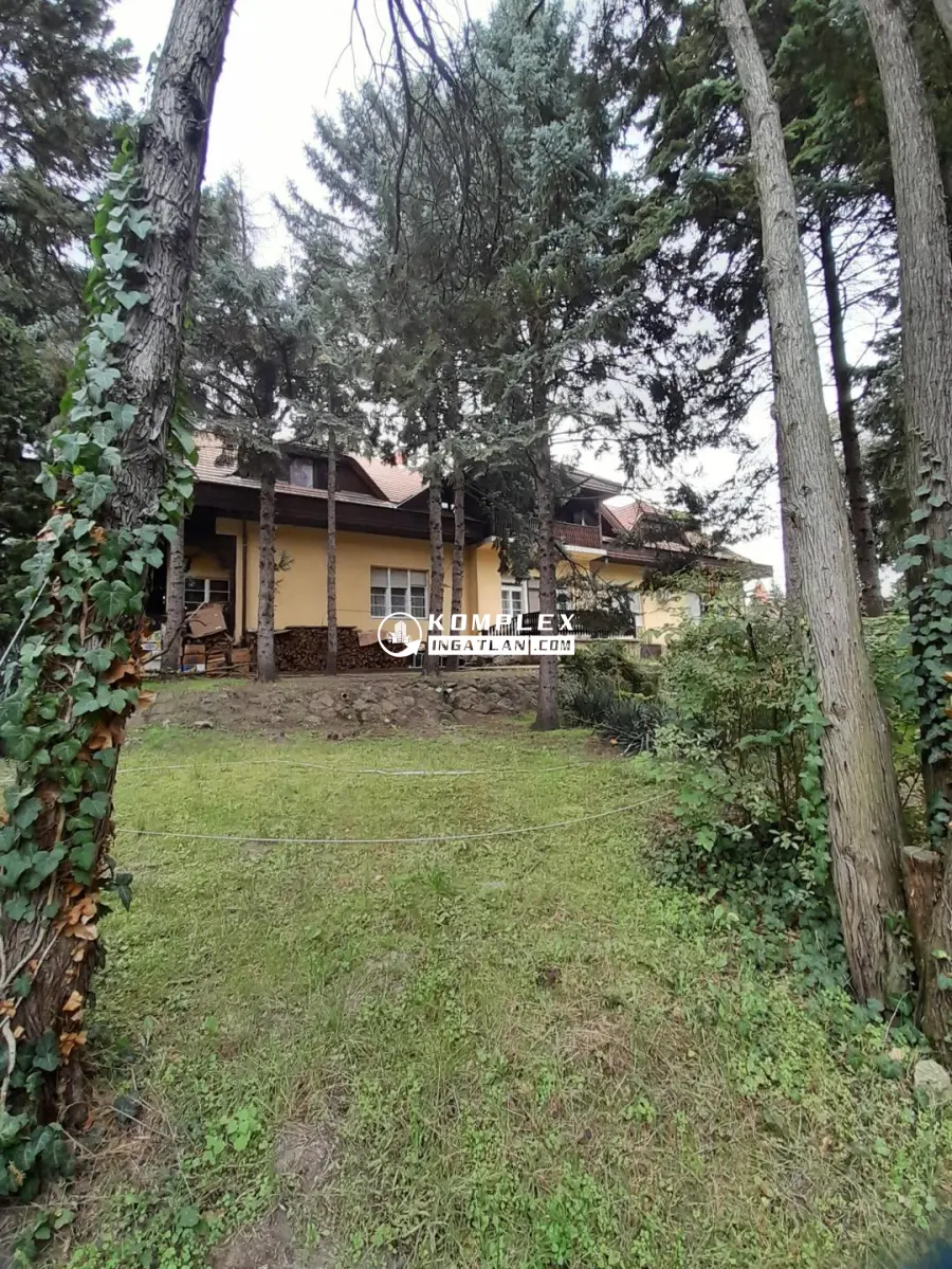 eladó villa, Göd